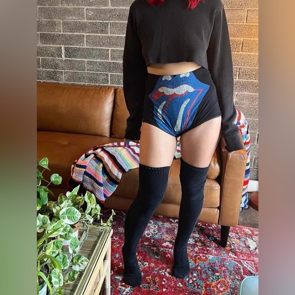 Sold Vintage inspired Rolling Stones shorts - Picture 6 of 7